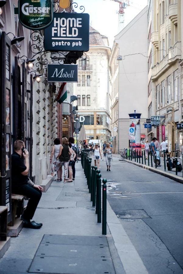 Regiposta Street- City Center Budapest Eksteriør billede
